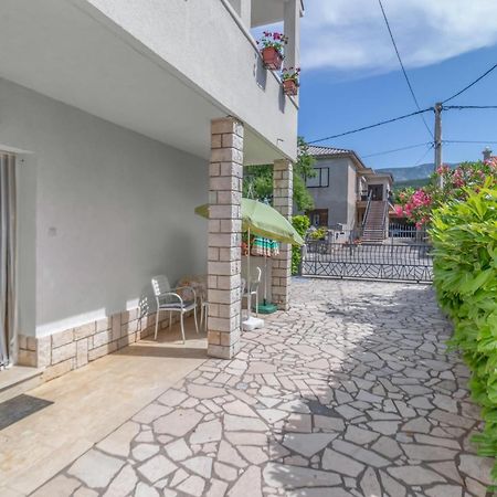 Nice Apartment In Jadranovo With Wifi 외부 사진
