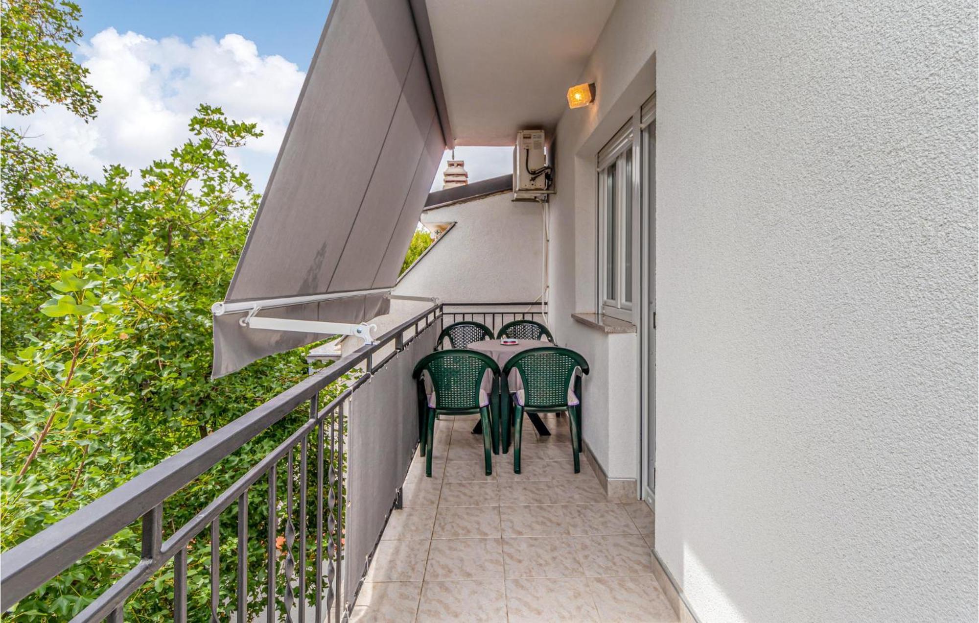 Nice Apartment In Jadranovo With Wifi 외부 사진